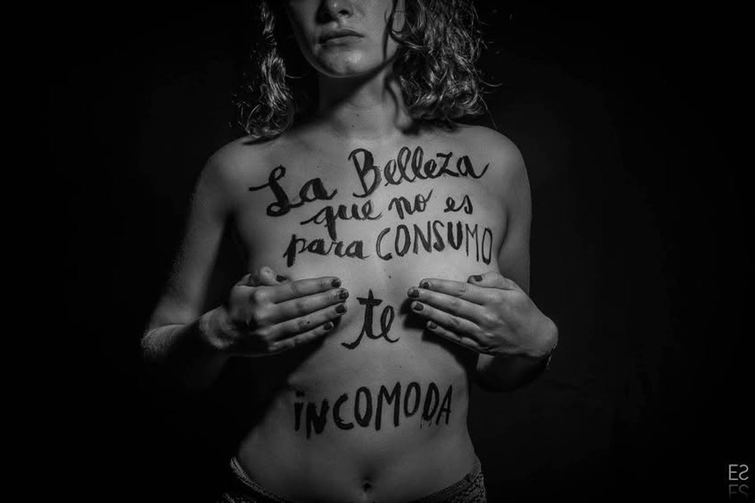 Fotografía de Estanislao Santos: Cuerpo y discurso: muestra de Estanislao Santos